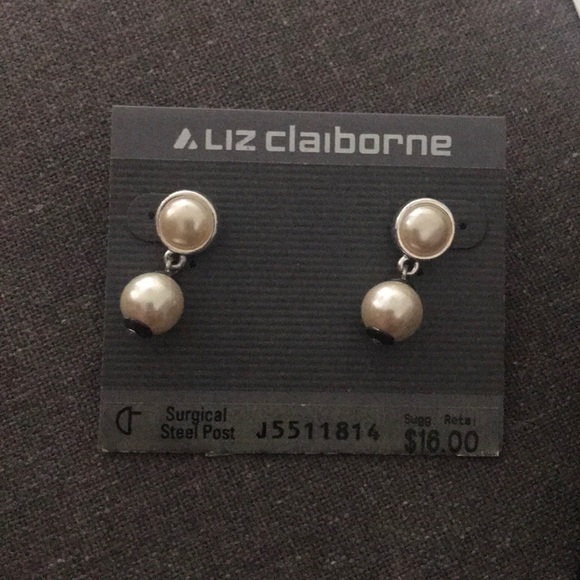 earrings - Picture 1 of 1